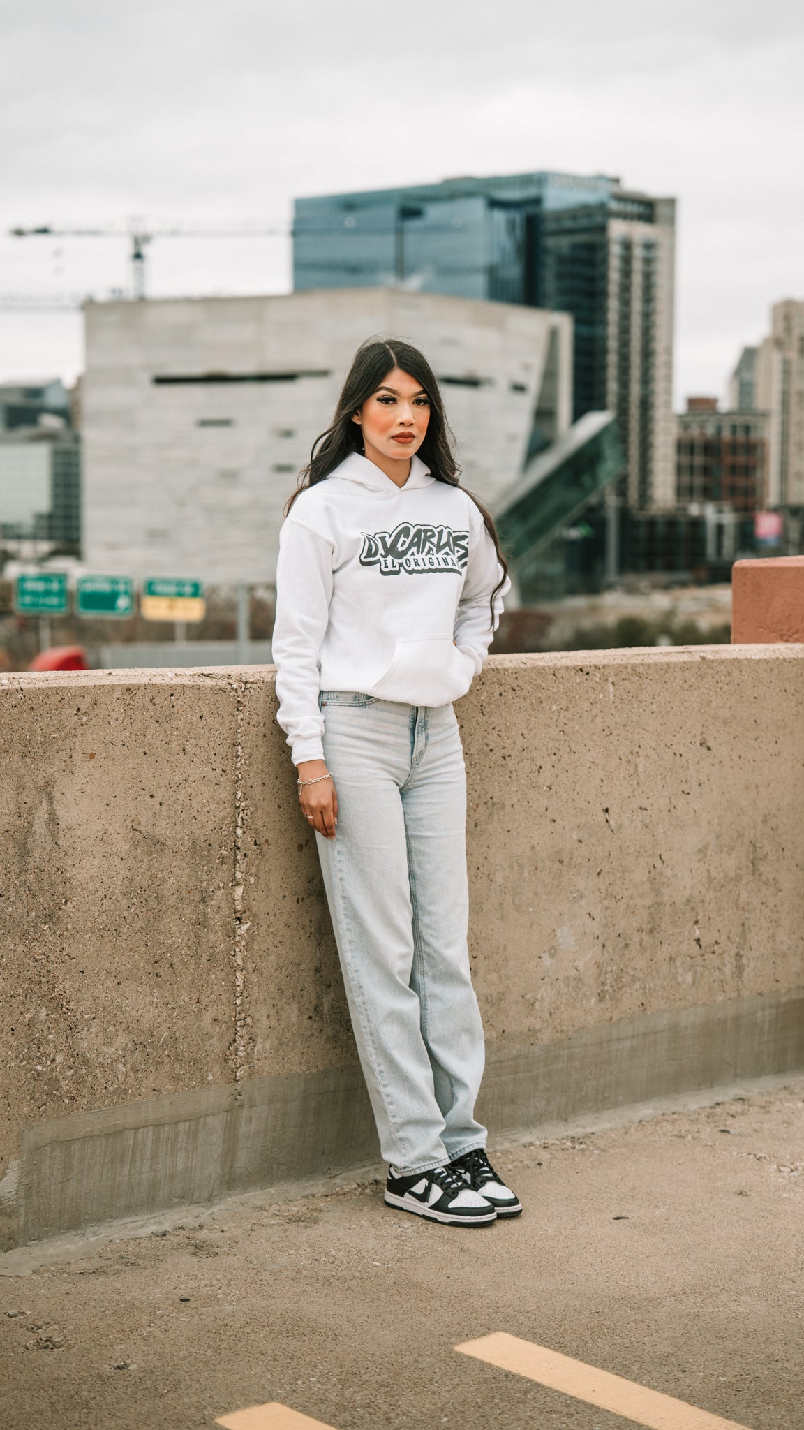 WHITE HOODIE